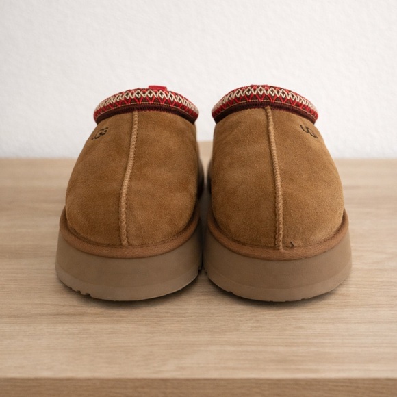 ✨UGG✨Chestnut Tasman Platform boots - Picture 2 of 5